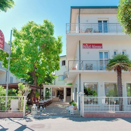 Appartamenti Airone Cervia - Centro Mare E Tranquillita Exterior foto