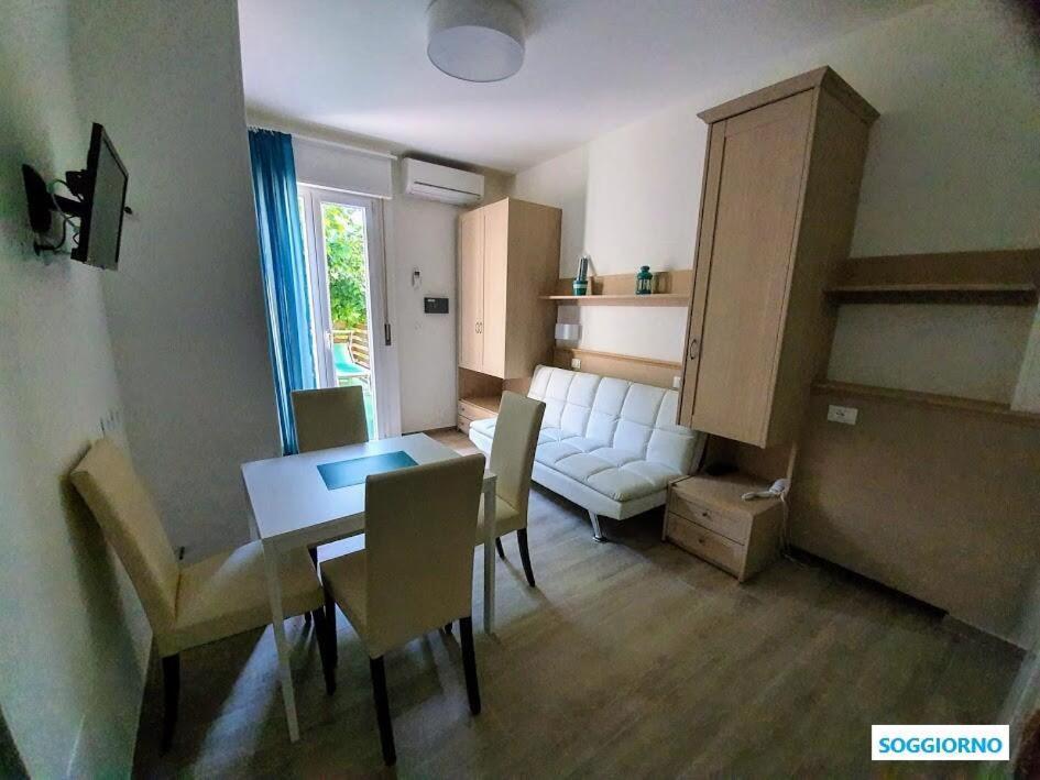 Appartamenti Airone Cervia - Centro Mare E Tranquillita Exterior foto